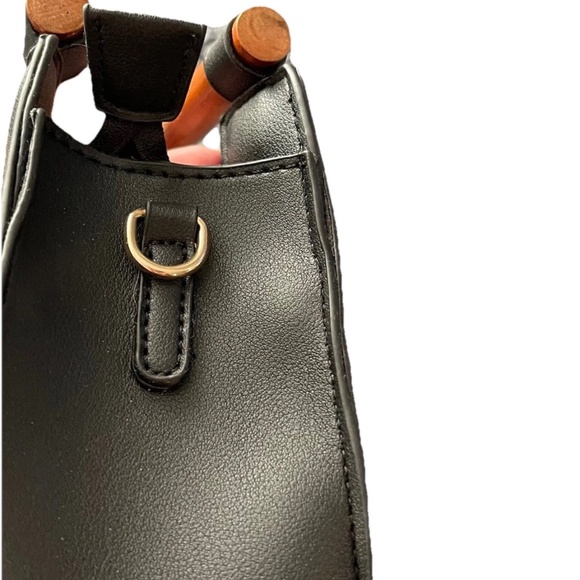 Melie Bianco IRENE Purse Hand Bag Black Zip 7.5"H x 9" W x 3.75" Depth Vegan - Picture 3 of 7